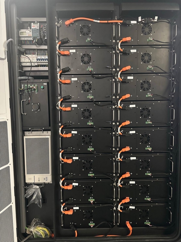 125 KW εξωτερικό σύστημα ψύξης υγρού Υπηρεσίες αποθήκευσης ενέργειας για κέντρα δεδομένων