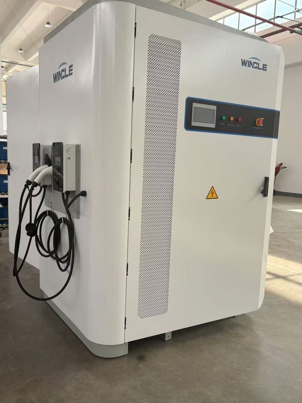 125kw 144KWh Υψηλής Απόδοσης ΟΛΟΣ σε ένα υγρό ψύξη ESS ντουλάπι για την πόλη ESS και EV φόρτιση